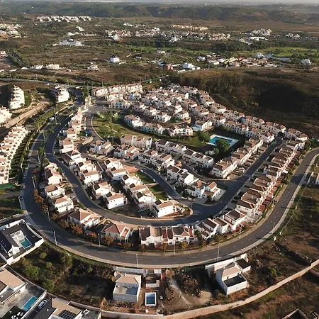 Vista Hermosa *